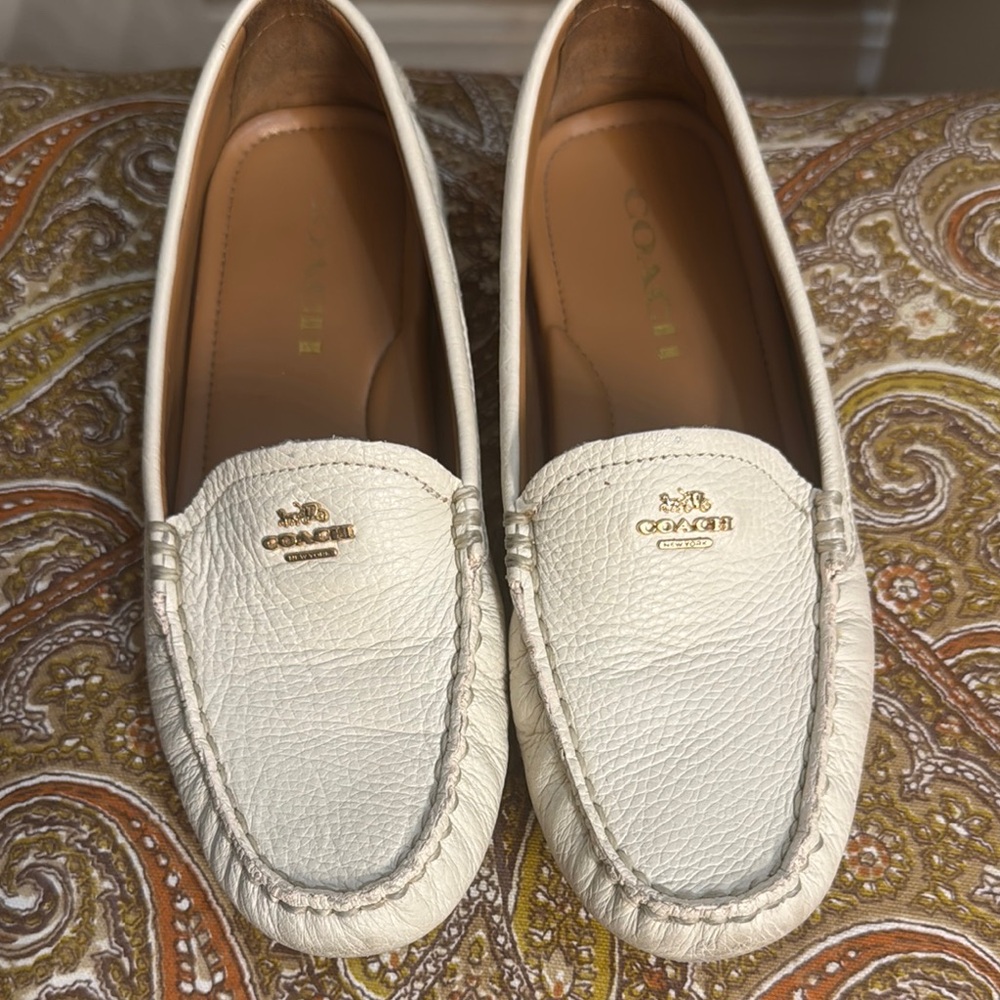 Coach White Leather Moccasin Loafers with Gold Logo